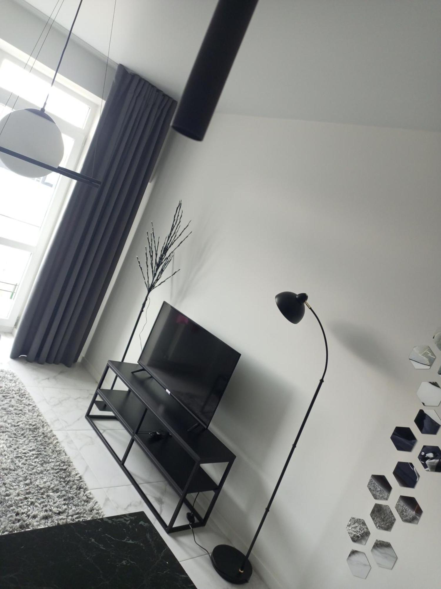 New Modern Apartment Oujhorod Extérieur photo